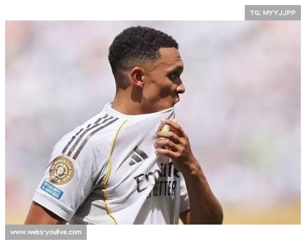 卡瓦哈尔伤缺46天，阿诺德回归补强右路